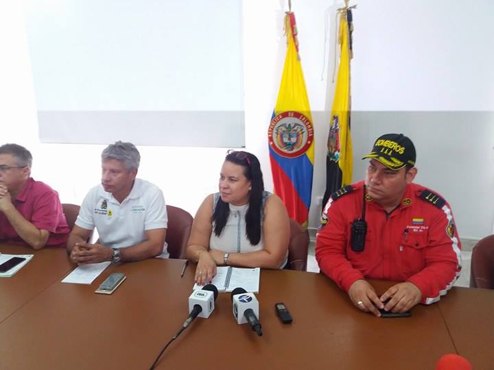 rueda de prensa.jpg