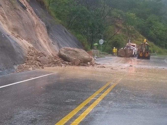 roca via barranca bucaramanga.jpg